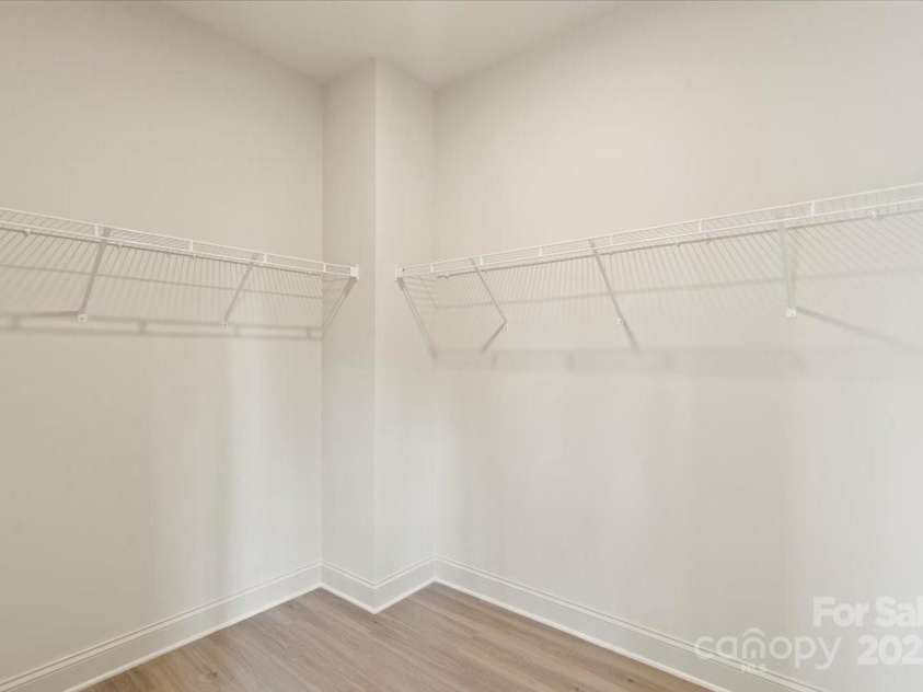 130 Big Oak Lane, Statesville, NC 28625.  MLS# CAR4239374, YatesRealty ID 4893. 