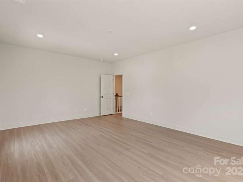 130 Big Oak Lane, Statesville, NC 28625.  MLS# CAR4239374, YatesRealty ID 4893. 