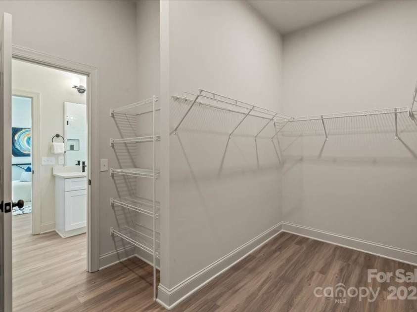 130 Big Oak Lane, Statesville, NC 28625.  MLS# CAR4239374, YatesRealty ID 4893. Primary Closet