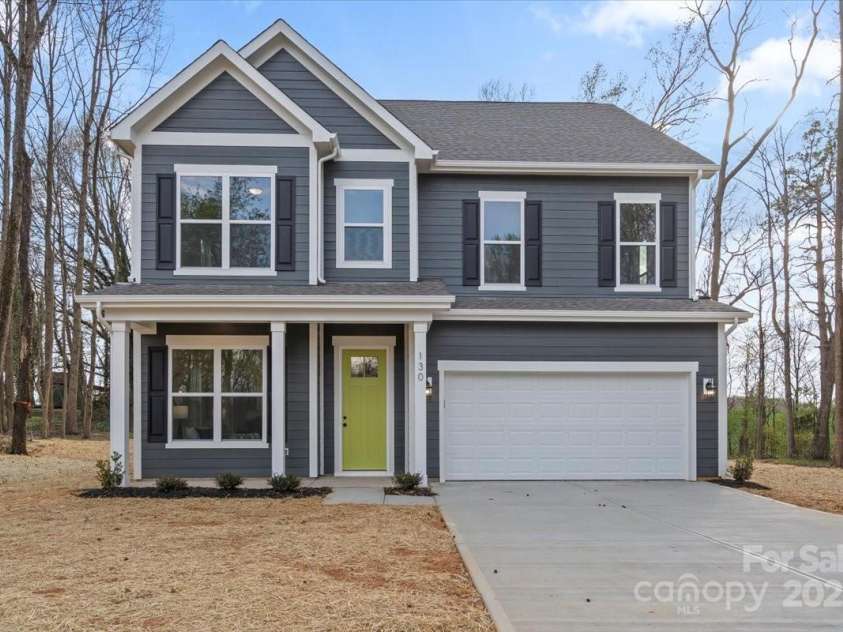 130 Big Oak Lane, Statesville, NC 28625.  MLS# CAR4239374, YatesRealty ID 4893. Welcome to 130 Big Oak Lane!