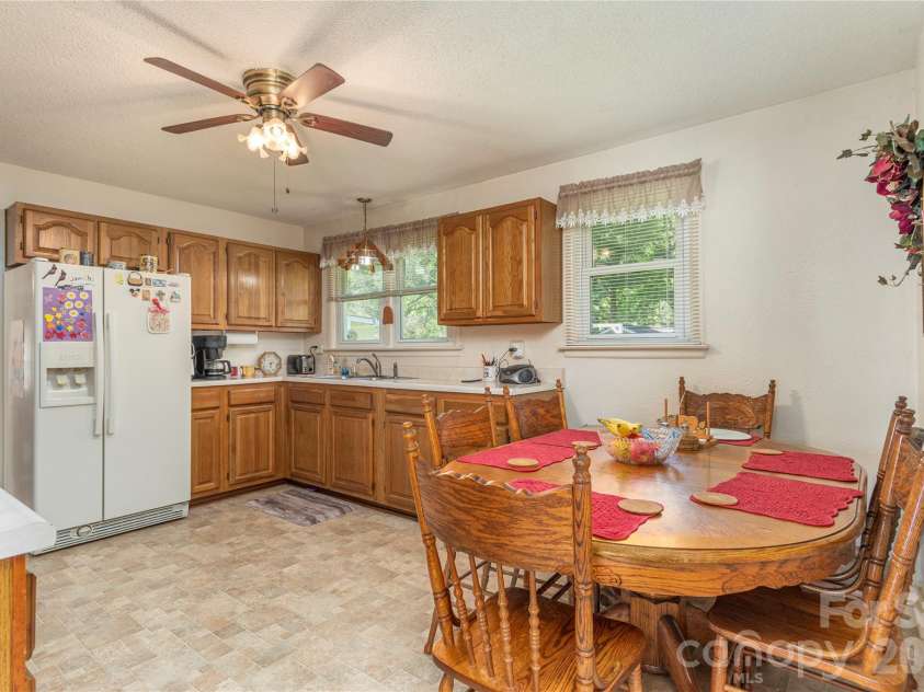 96 Tower Lane, Waynesville, NC 28786.  MLS# CAR4340844, YatesRealty ID 4893. 