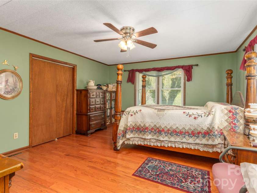 96 Tower Lane, Waynesville, NC 28786.  MLS# CAR4340844, YatesRealty ID 4893. 