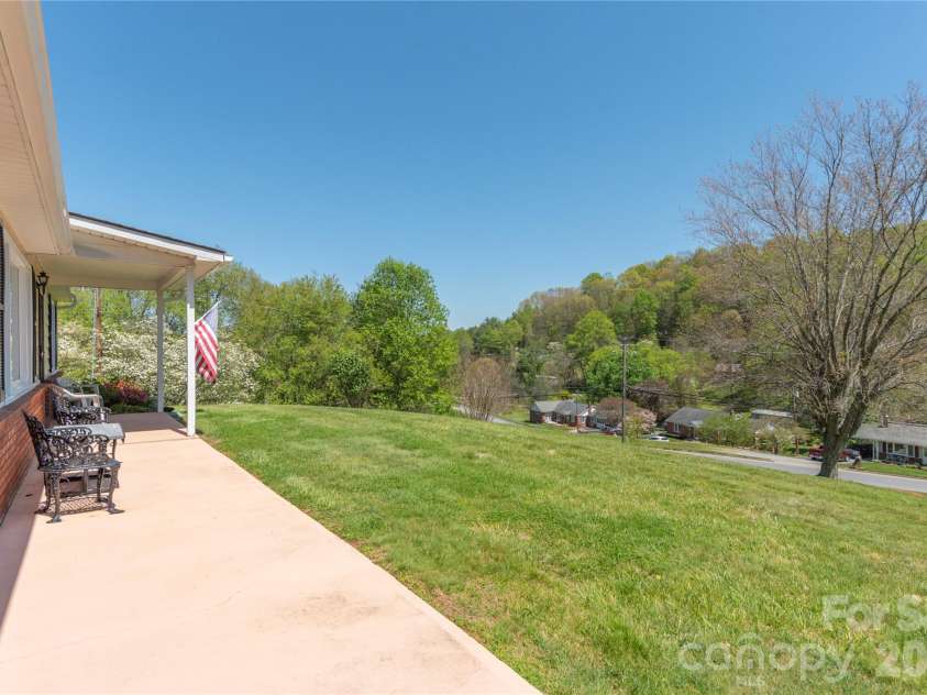 96 Tower Lane, Waynesville, NC 28786.  MLS# CAR4340844, YatesRealty ID 4893. 