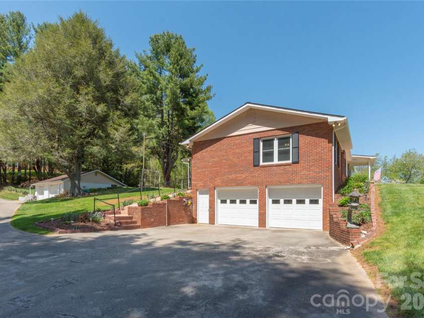 96 Tower Lane, Waynesville, NC 28786.  MLS# CAR4340844, YatesRealty ID 4893. 