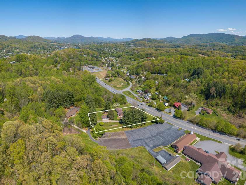 96 Tower Lane, Waynesville, NC 28786.  MLS# CAR4340844, YatesRealty ID 4893. 
