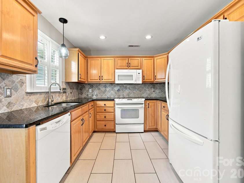 167 Sea Island Boulevard, Fort Mill, SC 29708.  MLS# CAR4420678, YatesRealty ID 48930. 