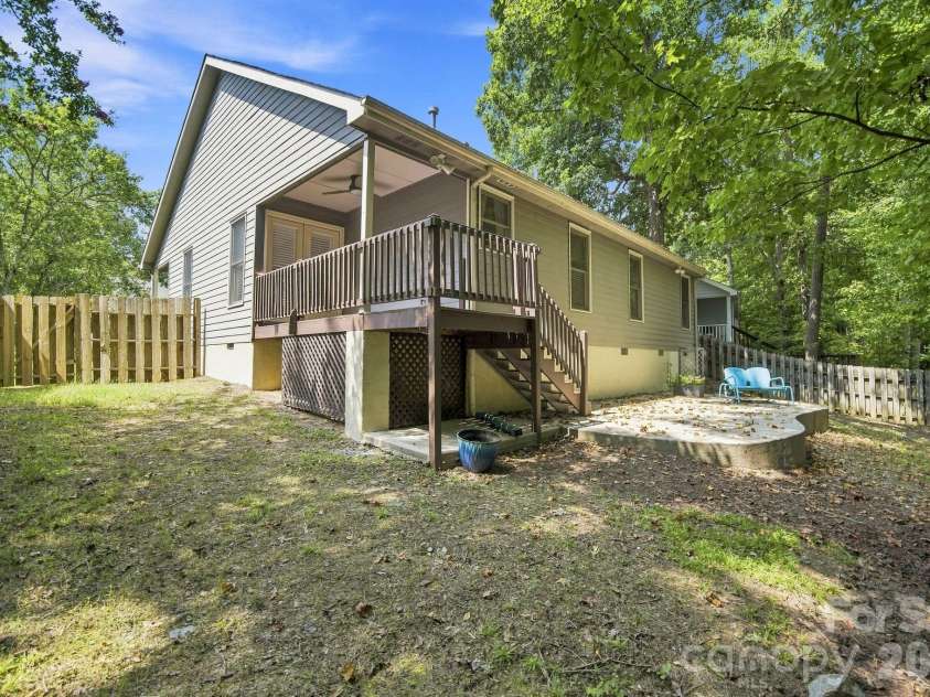 167 Sea Island Boulevard, Fort Mill, SC 29708.  MLS# CAR4420678, YatesRealty ID 48930. 