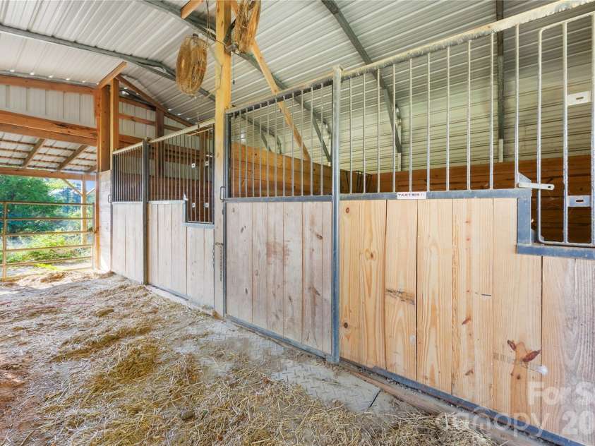 4810 Garmon Mill Road, Midland, NC 28107.  MLS# CAR4419538, YatesRealty ID 48932. 