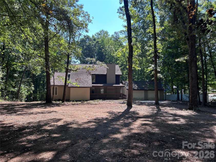 8209 Addison Drive, Harrisburg, NC 28075.  MLS# CAR4421829, YatesRealty ID 48933. 