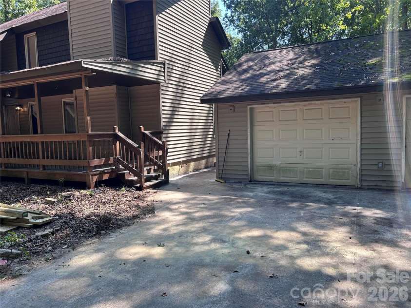 8209 Addison Drive, Harrisburg, NC 28075.  MLS# CAR4421829, YatesRealty ID 48933. 