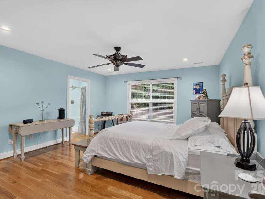 100 Rivercliff Drive, Hudson, NC 28638.  MLS# CAR4403098, YatesRealty ID 48936. 