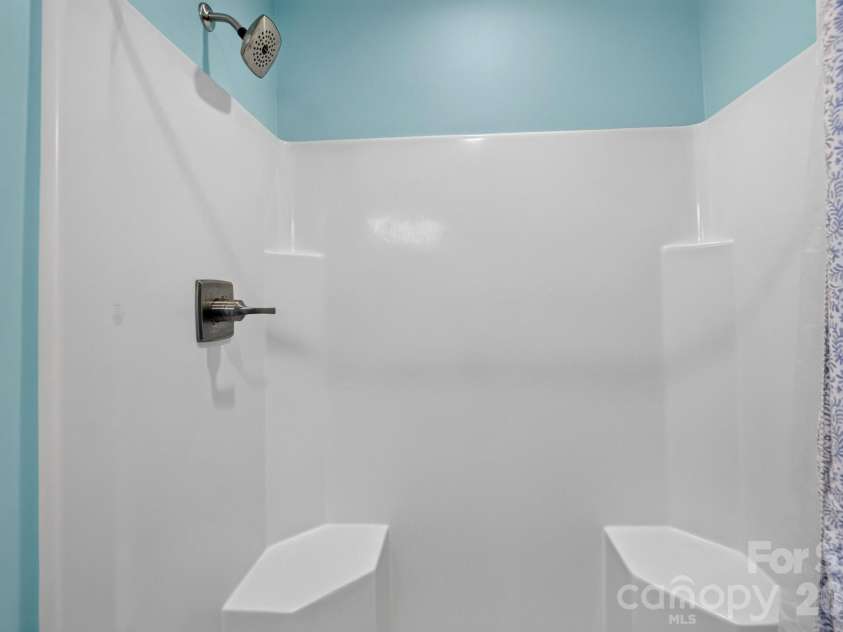 100 Rivercliff Drive, Hudson, NC 28638.  MLS# CAR4403098, YatesRealty ID 48936. 