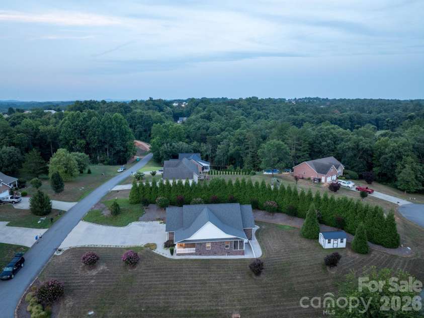 100 Rivercliff Drive, Hudson, NC 28638.  MLS# CAR4403098, YatesRealty ID 48936. 