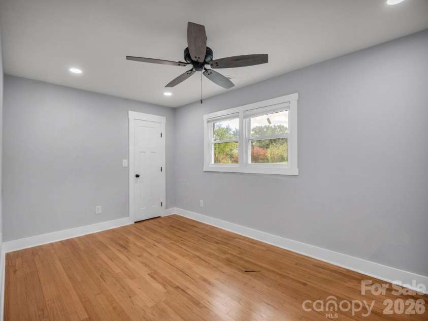 3208 Florida Drive, Hendersonville, NC 28792.  MLS# CAR4420340, YatesRealty ID 48937. Bedroom 2