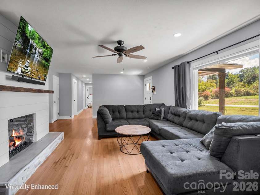 3208 Florida Drive, Hendersonville, NC 28792.  MLS# CAR4420340, YatesRealty ID 48937. Living room - virtually cleared