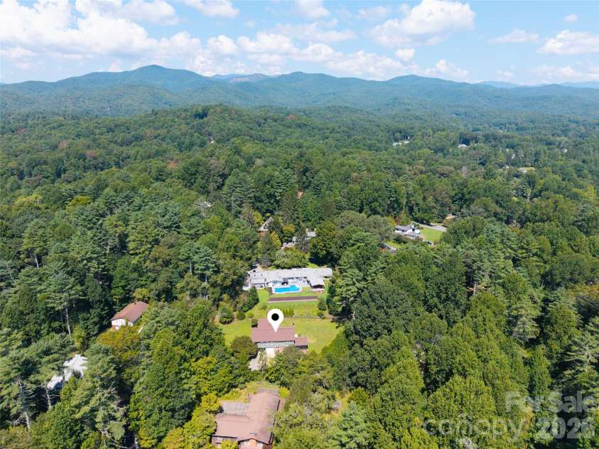 73 Redwood Street, Brevard, NC 28712.  MLS# CAR4420611, YatesRealty ID 48938. 