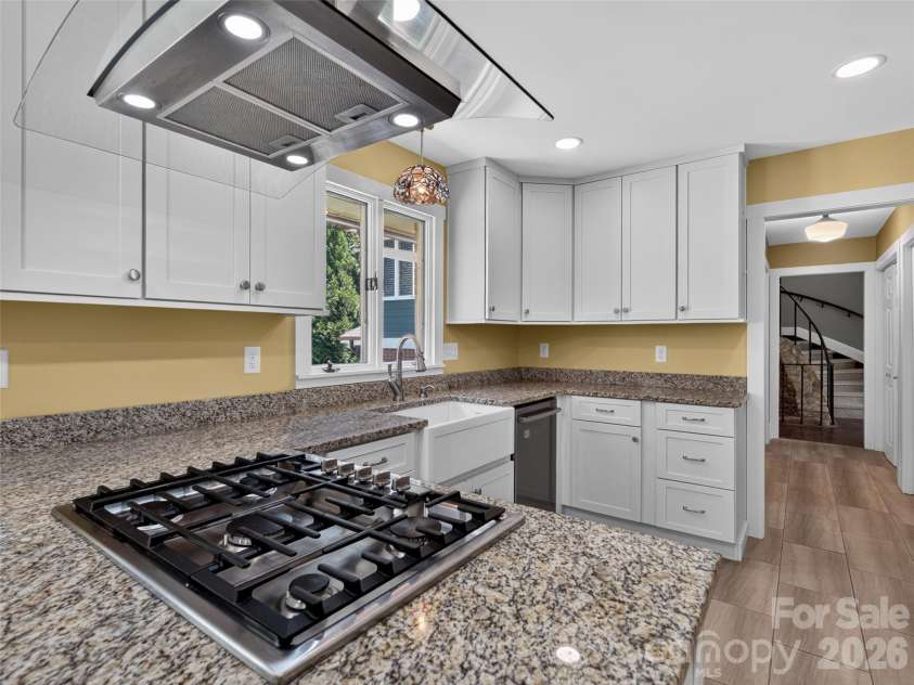 73 Redwood Street, Brevard, NC 28712.  MLS# CAR4420611, YatesRealty ID 48938. 