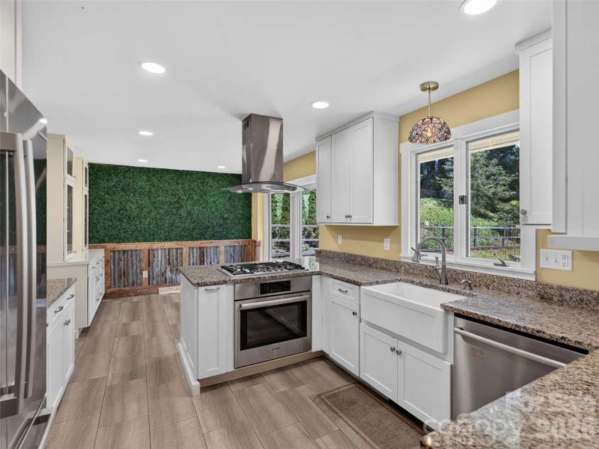 73 Redwood Street, Brevard, NC 28712.  MLS# CAR4420611, YatesRealty ID 48938. 