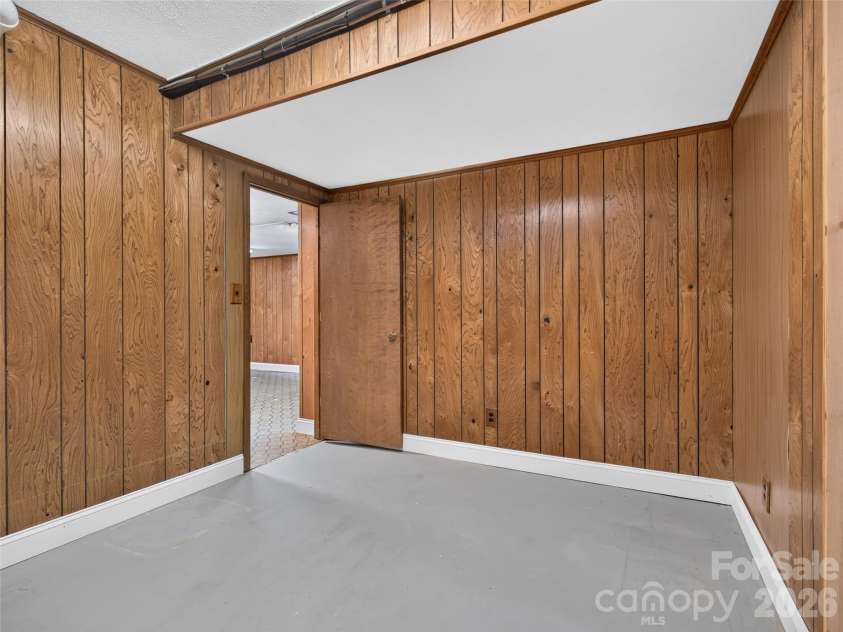 73 Redwood Street, Brevard, NC 28712.  MLS# CAR4420611, YatesRealty ID 48938. 