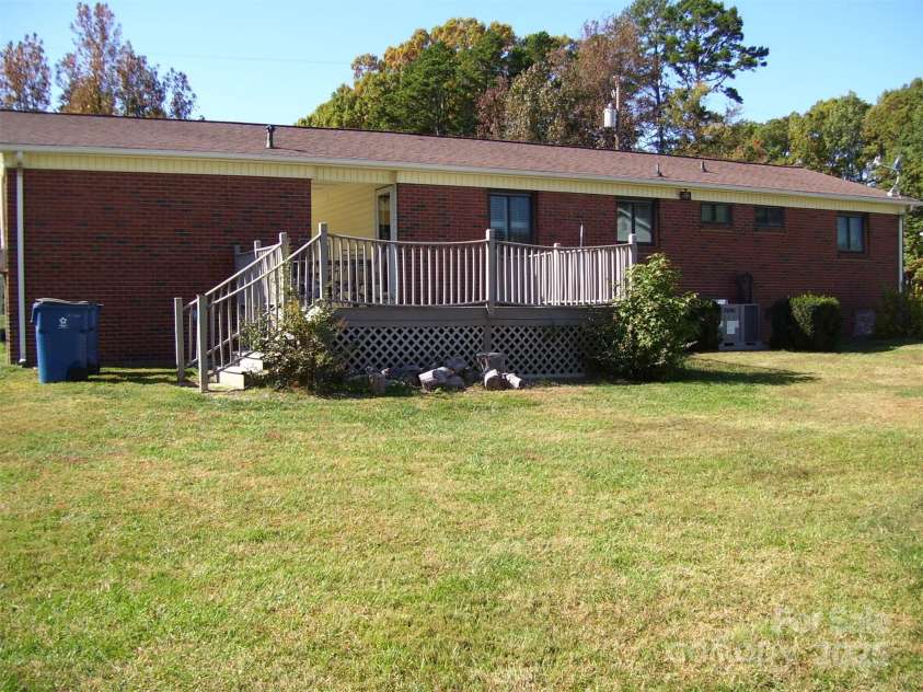 6434 Miller Road, Kannapolis, NC 28081.  MLS# CAR4221575, YatesRealty ID 4894. 