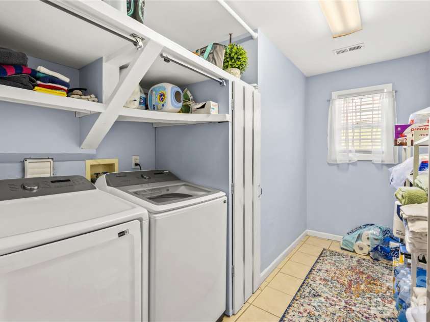12 Sydney Lane, Asheville, NC 28806.  MLS# CAR4415588, YatesRealty ID 48941. 
