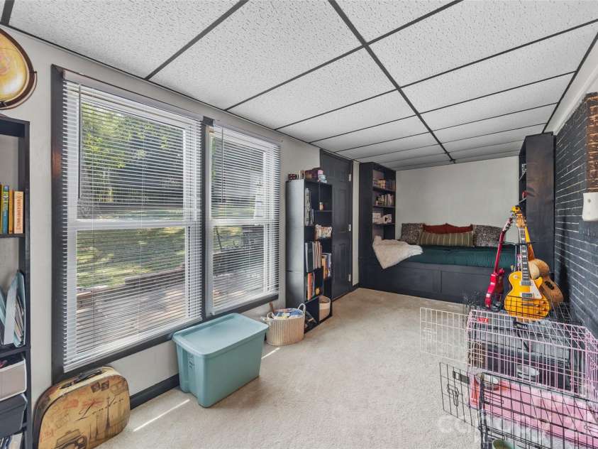 2435 Lewiston Drive, Gastonia, NC 28054.  MLS# CAR4420710, YatesRealty ID 48943. Sunroom