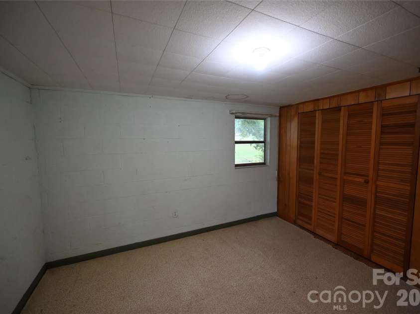 105 Owens Avenue, Drexel, NC 28690.  MLS# CAR4420529, YatesRealty ID 48945. 2nd LQ Bedroom