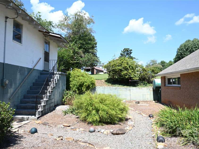 105 Owens Avenue, Drexel, NC 28690.  MLS# CAR4420529, YatesRealty ID 48945. 