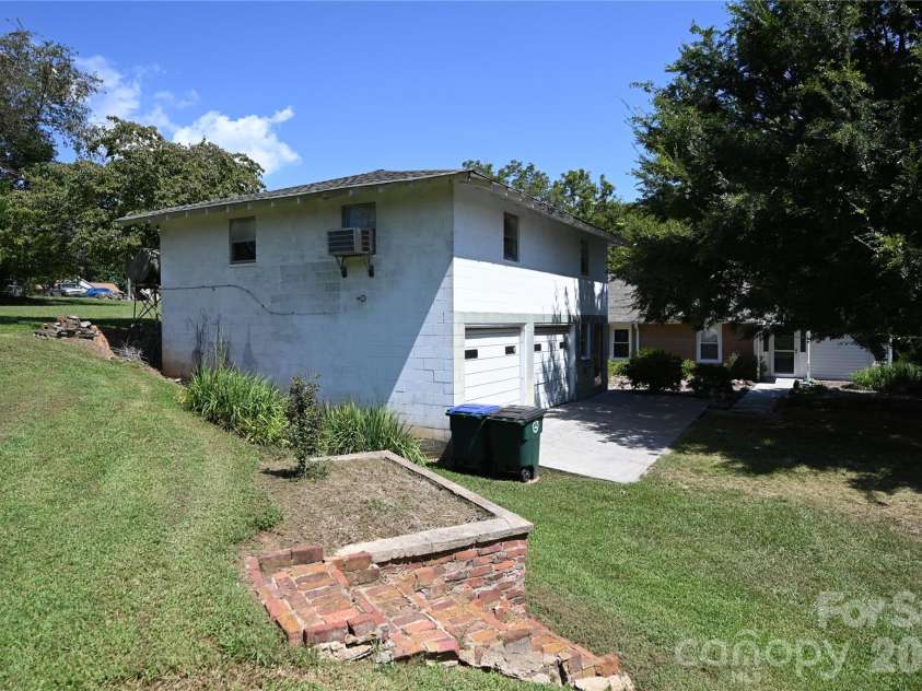 105 Owens Avenue, Drexel, NC 28690.  MLS# CAR4420529, YatesRealty ID 48945. 
