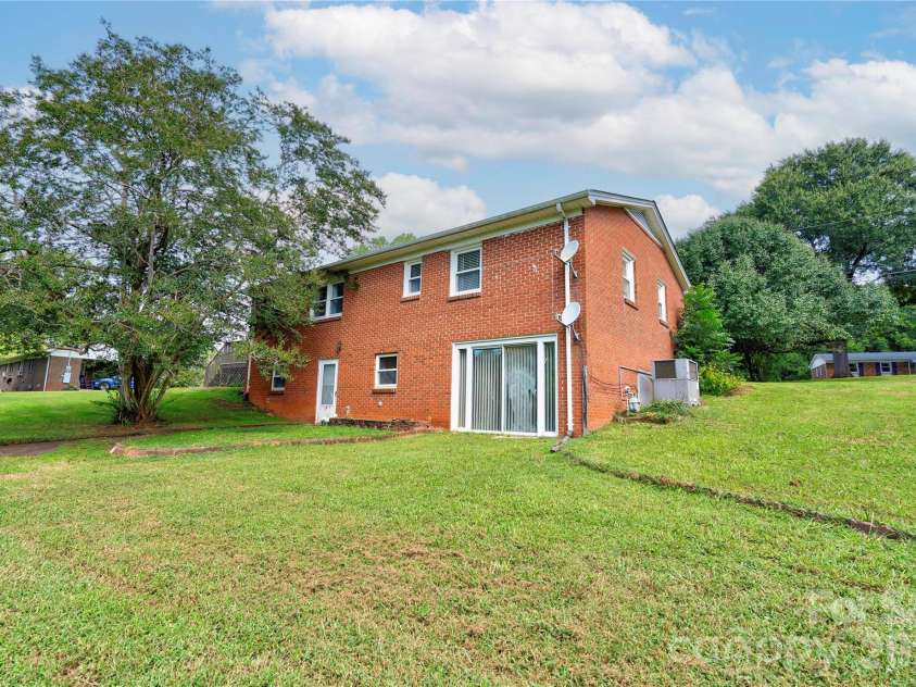 109 Delmar Road, Shelby, NC 28152.  MLS# CAR4421602, YatesRealty ID 48947. Back Right