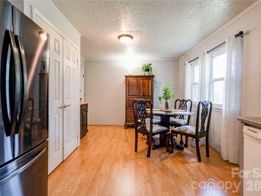 109 Delmar Road, Shelby, NC 28152.  MLS# CAR4421602, YatesRealty ID 48947. Kitchen/Dining