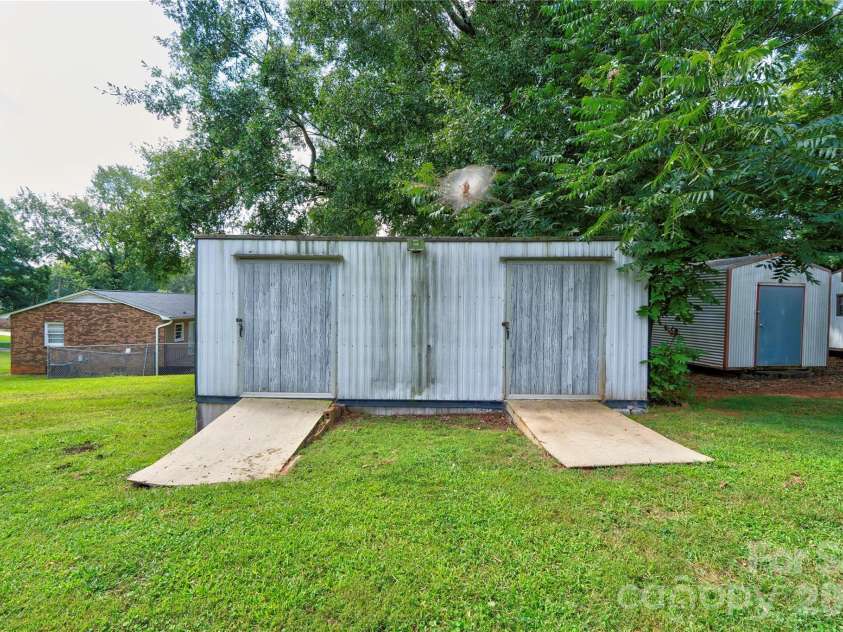 109 Delmar Road, Shelby, NC 28152.  MLS# CAR4421602, YatesRealty ID 48947. Storage Buildings