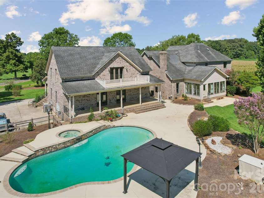 5606 Lander Benton Road, Monroe, NC 28110.  MLS# CAR4421749, YatesRealty ID 48948. 