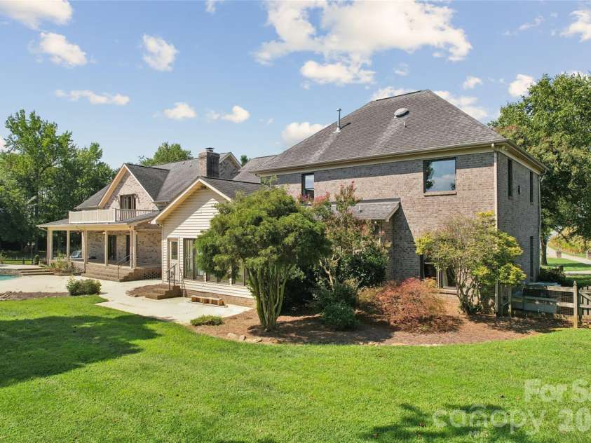 5606 Lander Benton Road, Monroe, NC 28110.  MLS# CAR4421749, YatesRealty ID 48948. 