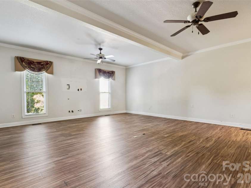 5606 Lander Benton Road, Monroe, NC 28110.  MLS# CAR4421749, YatesRealty ID 48948. 