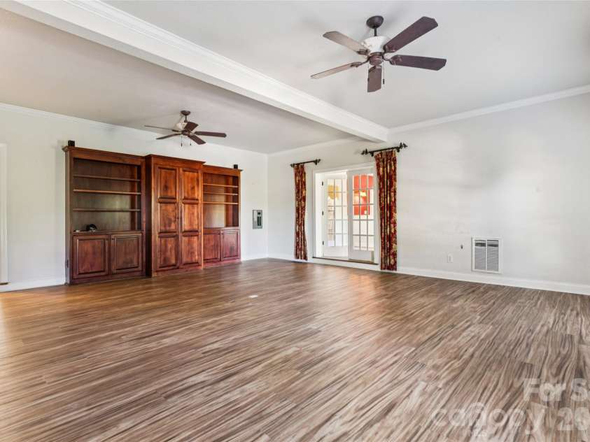 5606 Lander Benton Road, Monroe, NC 28110.  MLS# CAR4421749, YatesRealty ID 48948. 