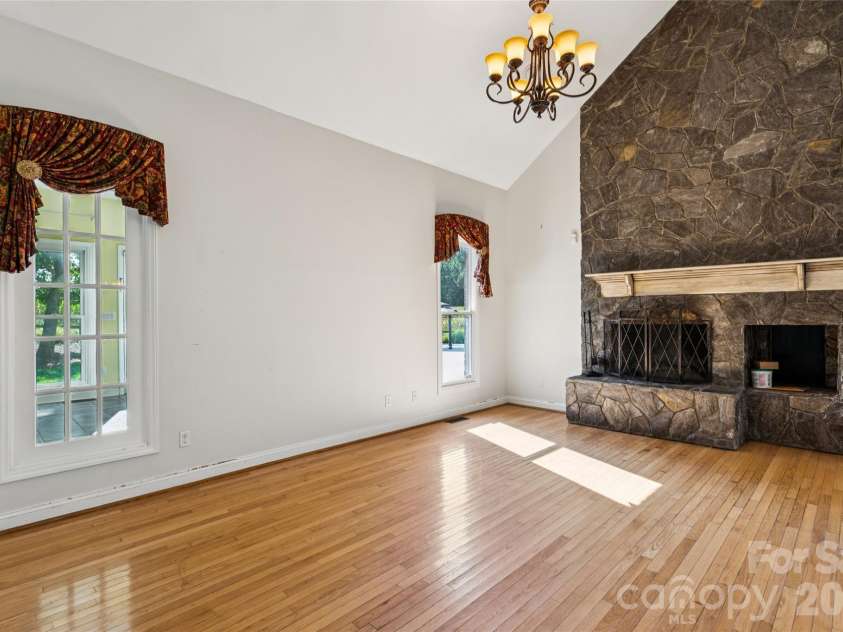 5606 Lander Benton Road, Monroe, NC 28110.  MLS# CAR4421749, YatesRealty ID 48948. 
