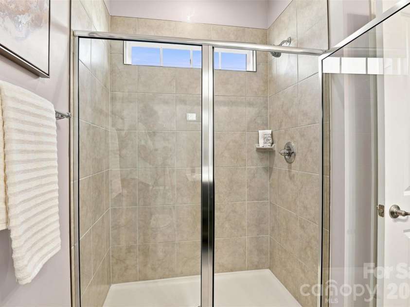2586 Grantham Place Drive, Fort Mill, SC 29715.  MLS# CAR4419545, YatesRealty ID 48949. 