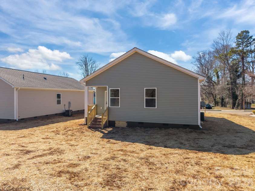 109 Earnhardt Street, Salisbury, NC 28144.  MLS# CAR4340252, YatesRealty ID 4895. 