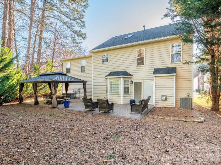 6203 Forest Pond Drive, Charlotte, NC 28262.  MLS# CAR4336425, YatesRealty ID 4895. 