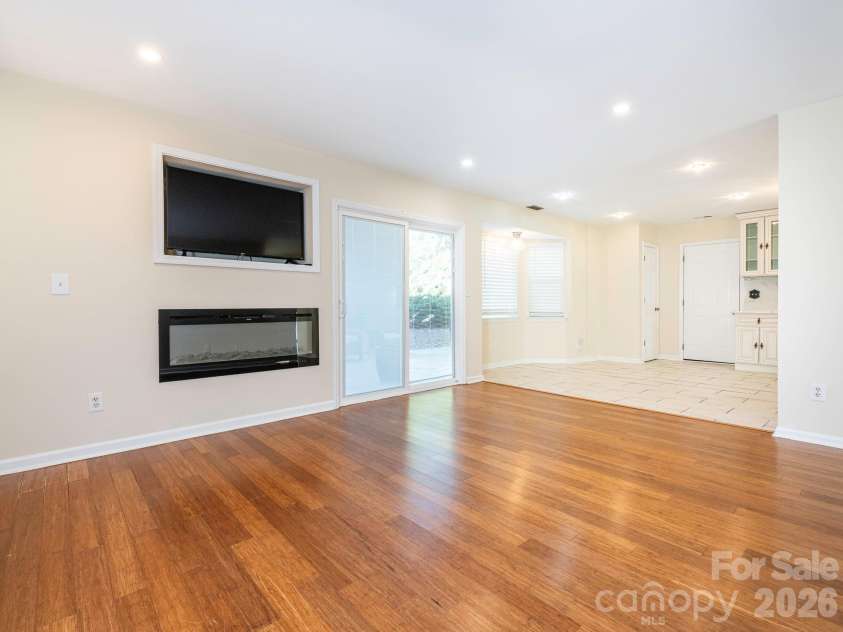 6203 Forest Pond Drive, Charlotte, NC 28262.  MLS# CAR4336425, YatesRealty ID 4895. 