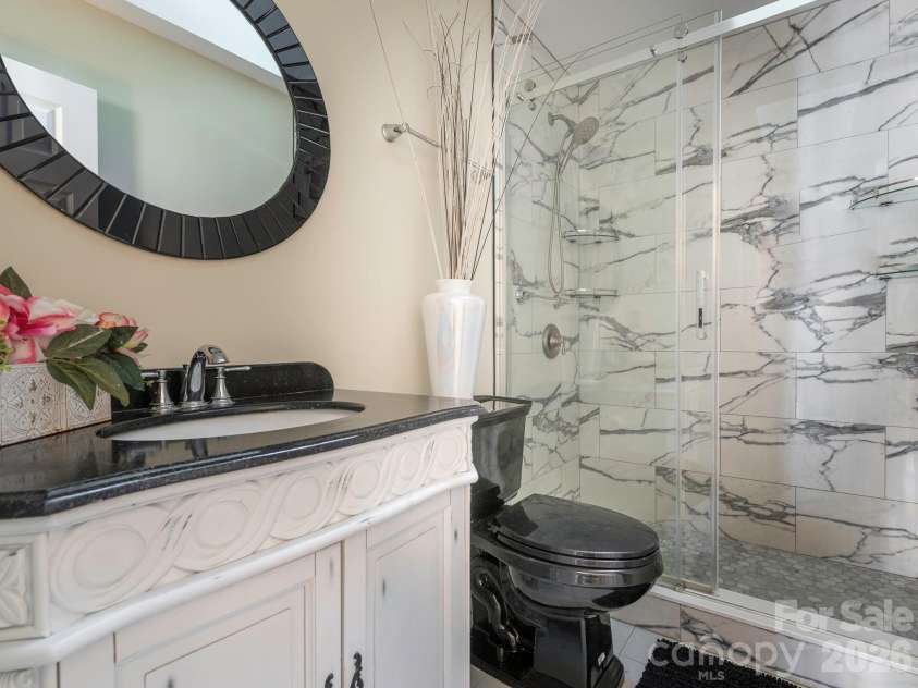 6203 Forest Pond Drive, Charlotte, NC 28262.  MLS# CAR4336425, YatesRealty ID 4895. 