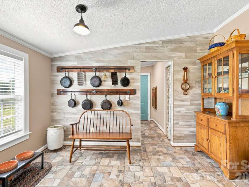 670 & 552 Whitley Road, Siler City, NC 27344.  MLS# CAR4421860, YatesRealty ID 48951. 