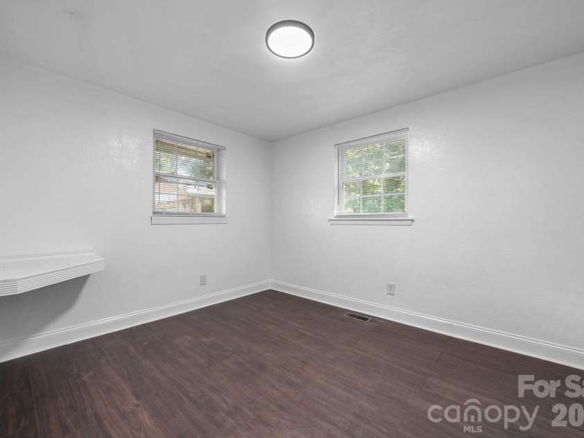 2823 39th Avenue, Hickory, NC 28601.  MLS# CAR4421655, YatesRealty ID 48952. Bedroom 2
