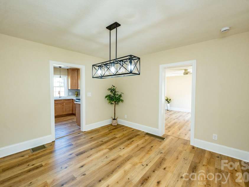 118 Alexander Street, Forest City, NC 28043.  MLS# CAR4419932, YatesRealty ID 48953. 