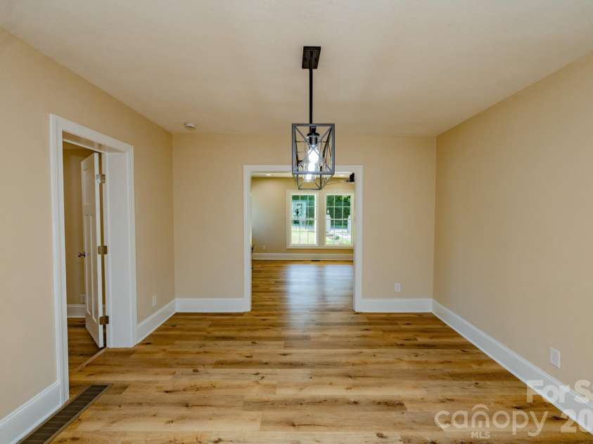 118 Alexander Street, Forest City, NC 28043.  MLS# CAR4419932, YatesRealty ID 48953. 