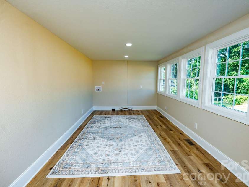 118 Alexander Street, Forest City, NC 28043.  MLS# CAR4419932, YatesRealty ID 48953. 