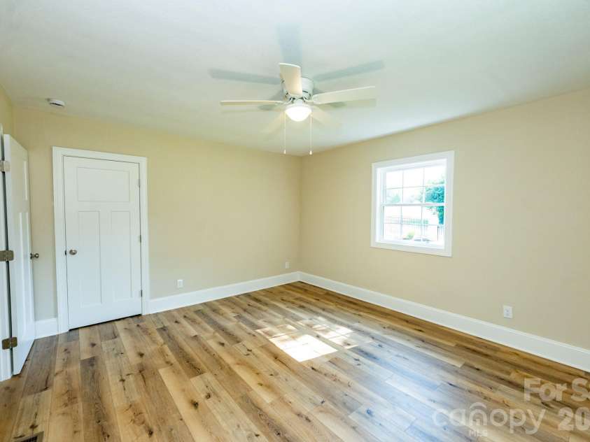 118 Alexander Street, Forest City, NC 28043.  MLS# CAR4419932, YatesRealty ID 48953. Bedroom