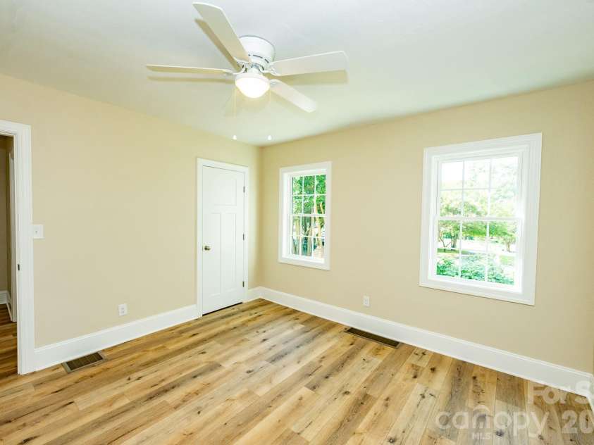 118 Alexander Street, Forest City, NC 28043.  MLS# CAR4419932, YatesRealty ID 48953. Bedroom