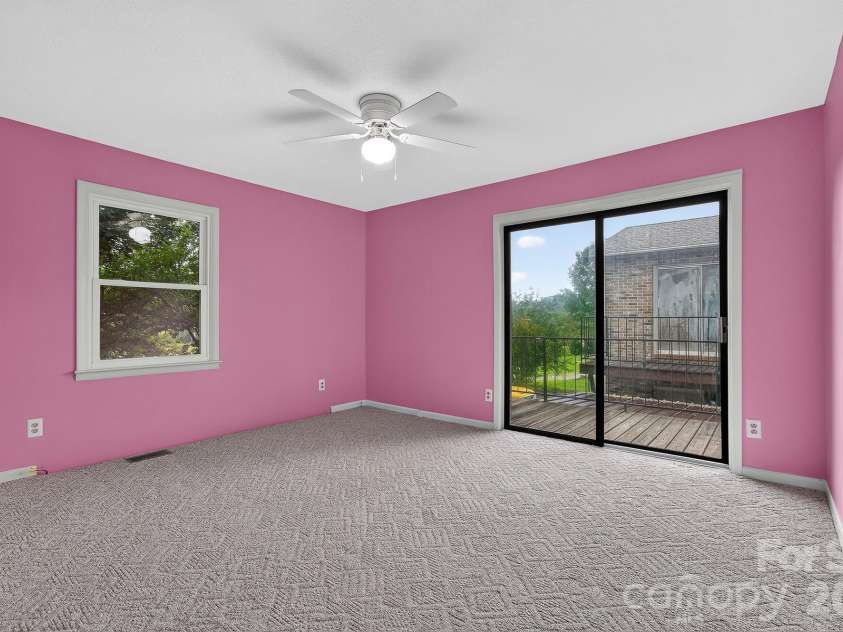 1371 Jackson Loop Road, Flat Rock, NC 28731.  MLS# CAR4420119, YatesRealty ID 48956. 